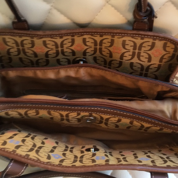 Fossil purse - Picture 4 of 13